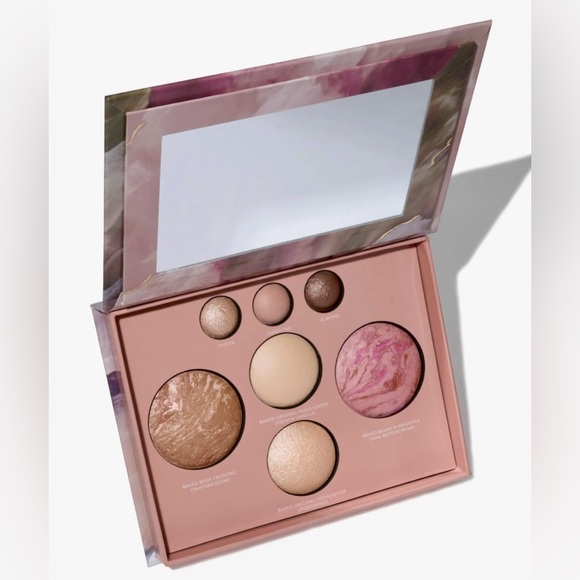 Laura Geller Other - Laura Geller Best of Baked Full Face Palette. A convenient, all in one pallet.